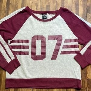 Harry Potter women’s long sleeve crewneck sweatshirt. Size L.